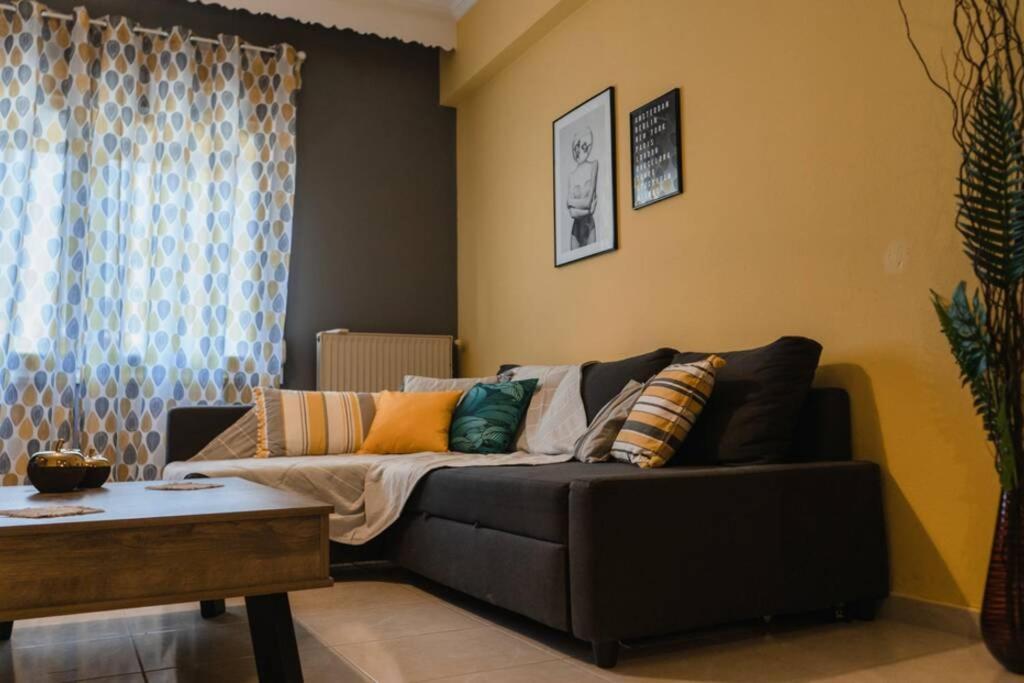 וולוס Aigli'S Urban Lodge מראה חיצוני תמונה