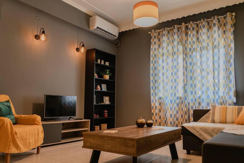 וולוס Aigli'S Urban Lodge מראה חיצוני תמונה